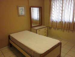 Blk 323 Jurong East Street 31 (Jurong East), HDB Executive #557750711